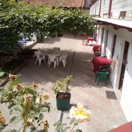 Отель Cose Preziose Azeglio